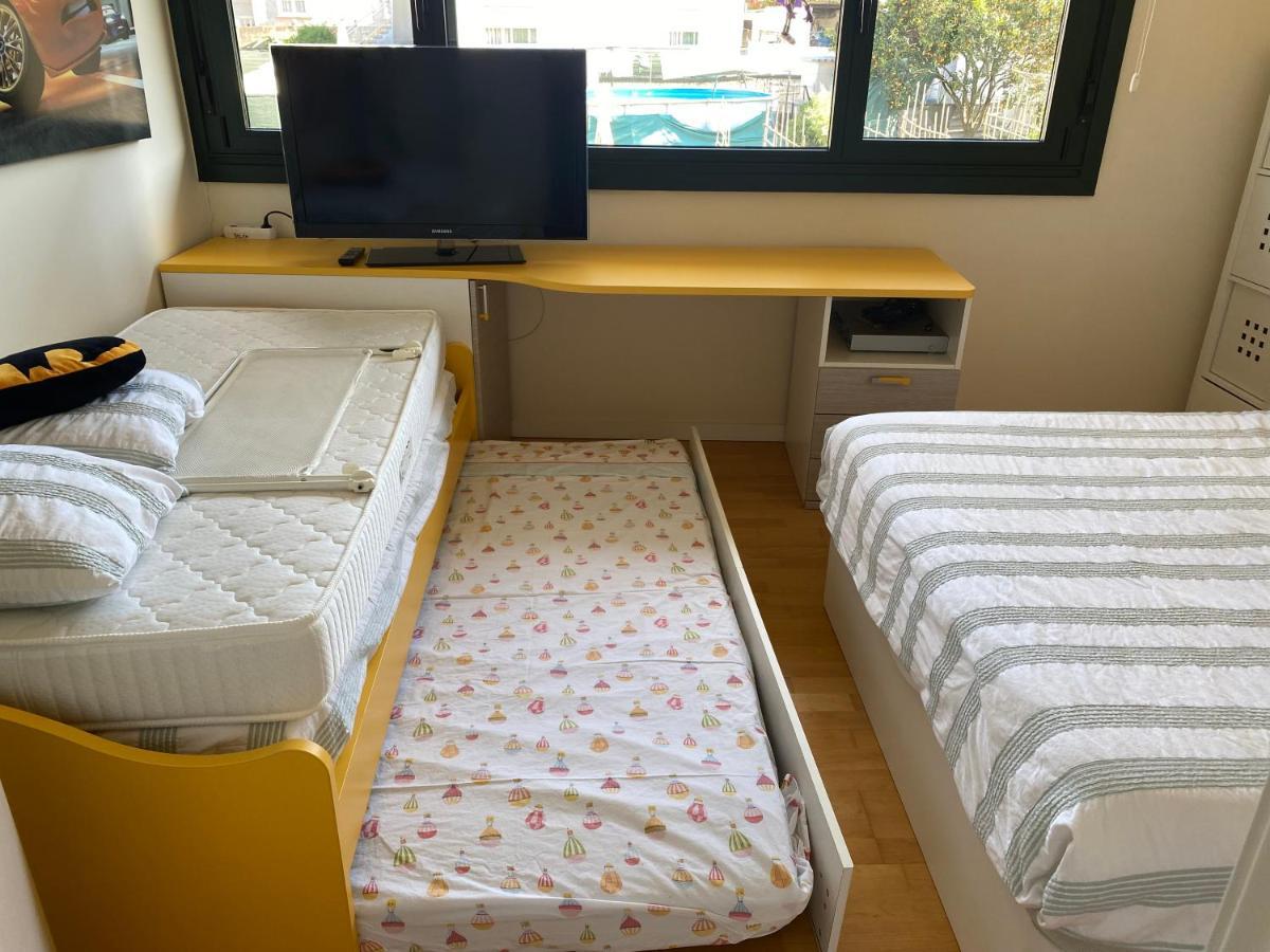 דירות באיונה Urbanizacion Cruceiro Novo מראה חיצוני תמונה